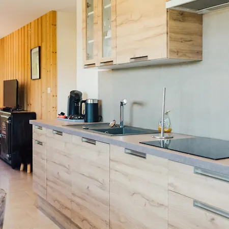 La Rayee Apartment *